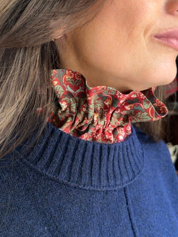 Limited Edition Mistletoe Meadow Cuff & Collar Set