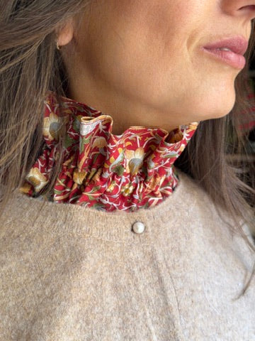 Limited Edition Christmas Tapestry Cuff & Collar Set