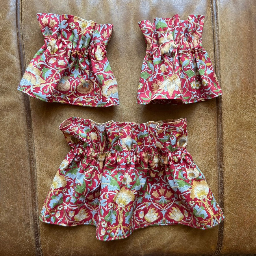 Limited Edition Christmas Tapestry Cuff & Collar Set