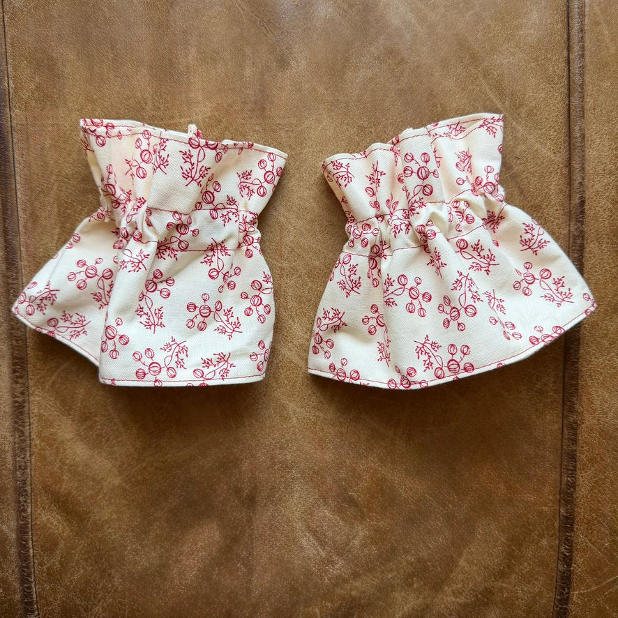 Limited Edition Holly Berry Cuff & Collar Set