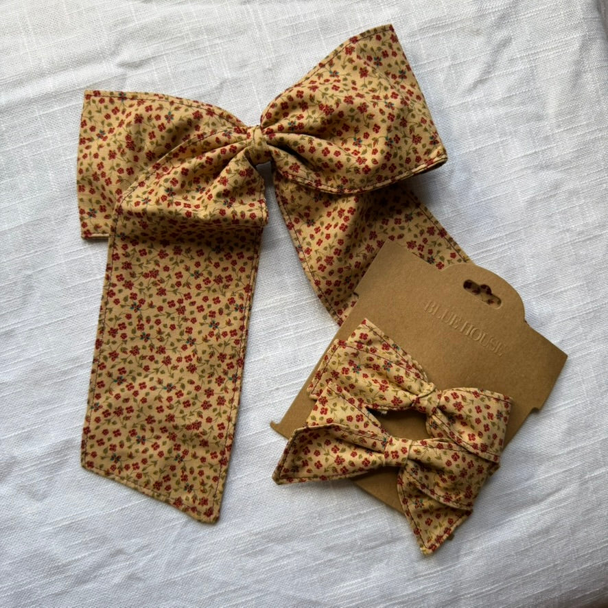 Cranberry Posy Large Bow