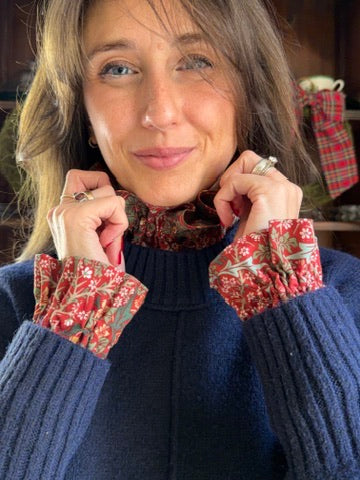 Limited Edition Mistletoe Meadow Cuff & Collar Set