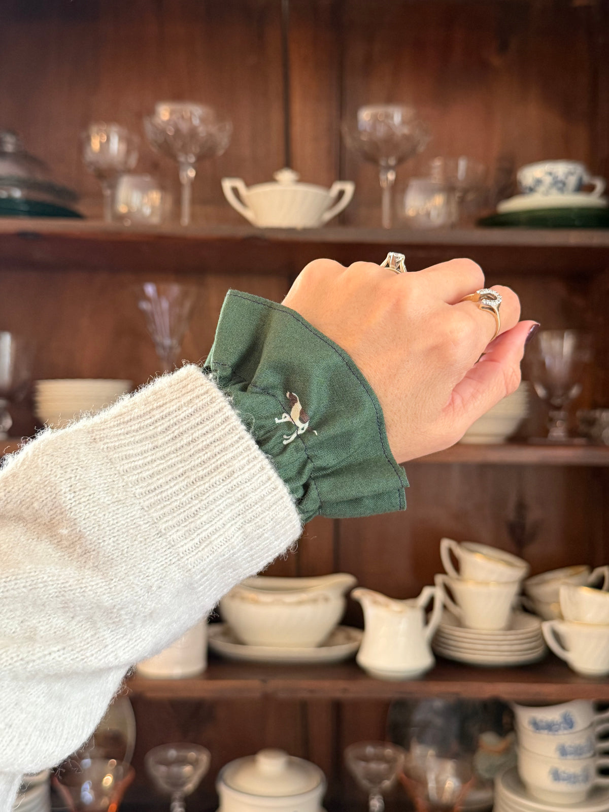 Hound & Field Cuff & Collar Set