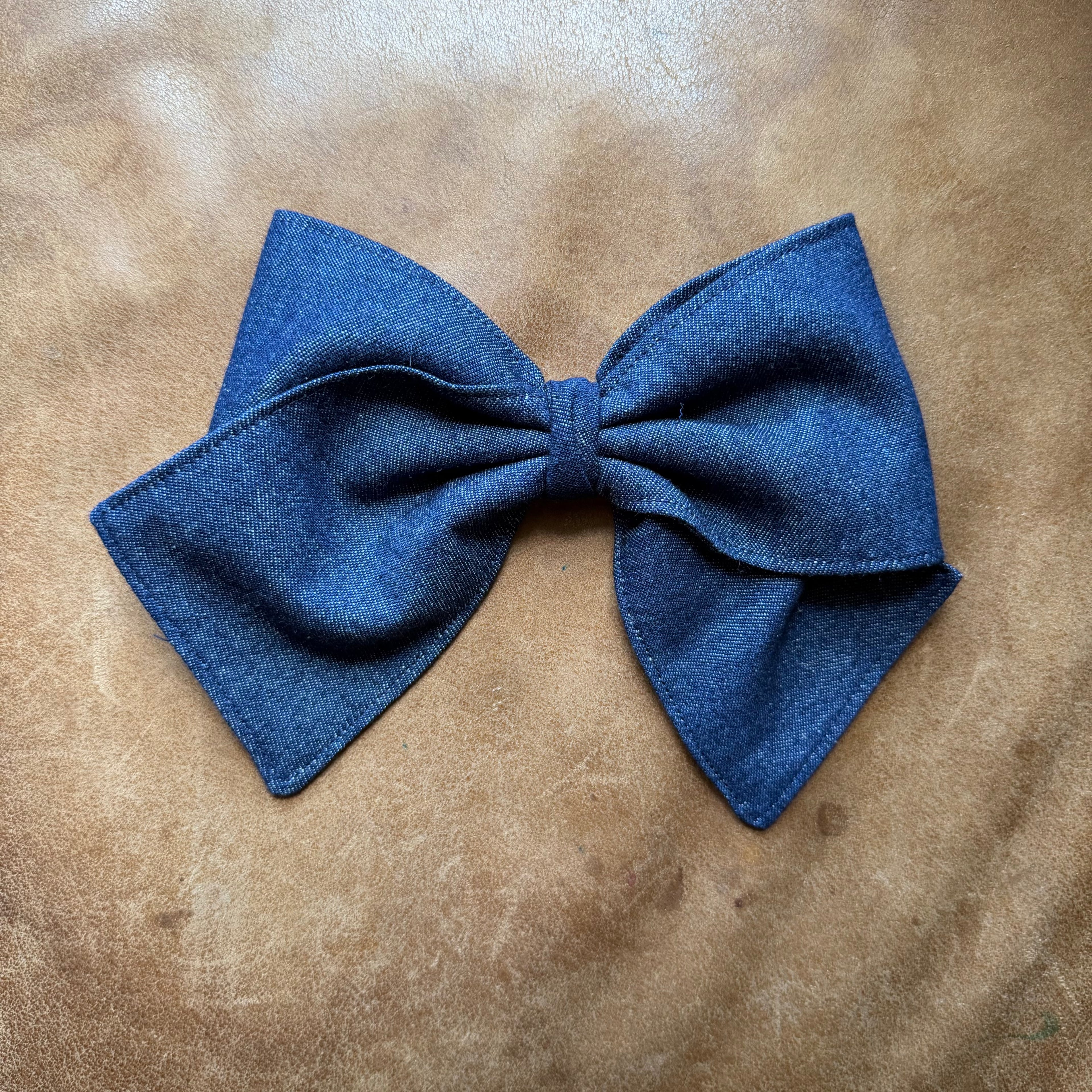 Denim small bow