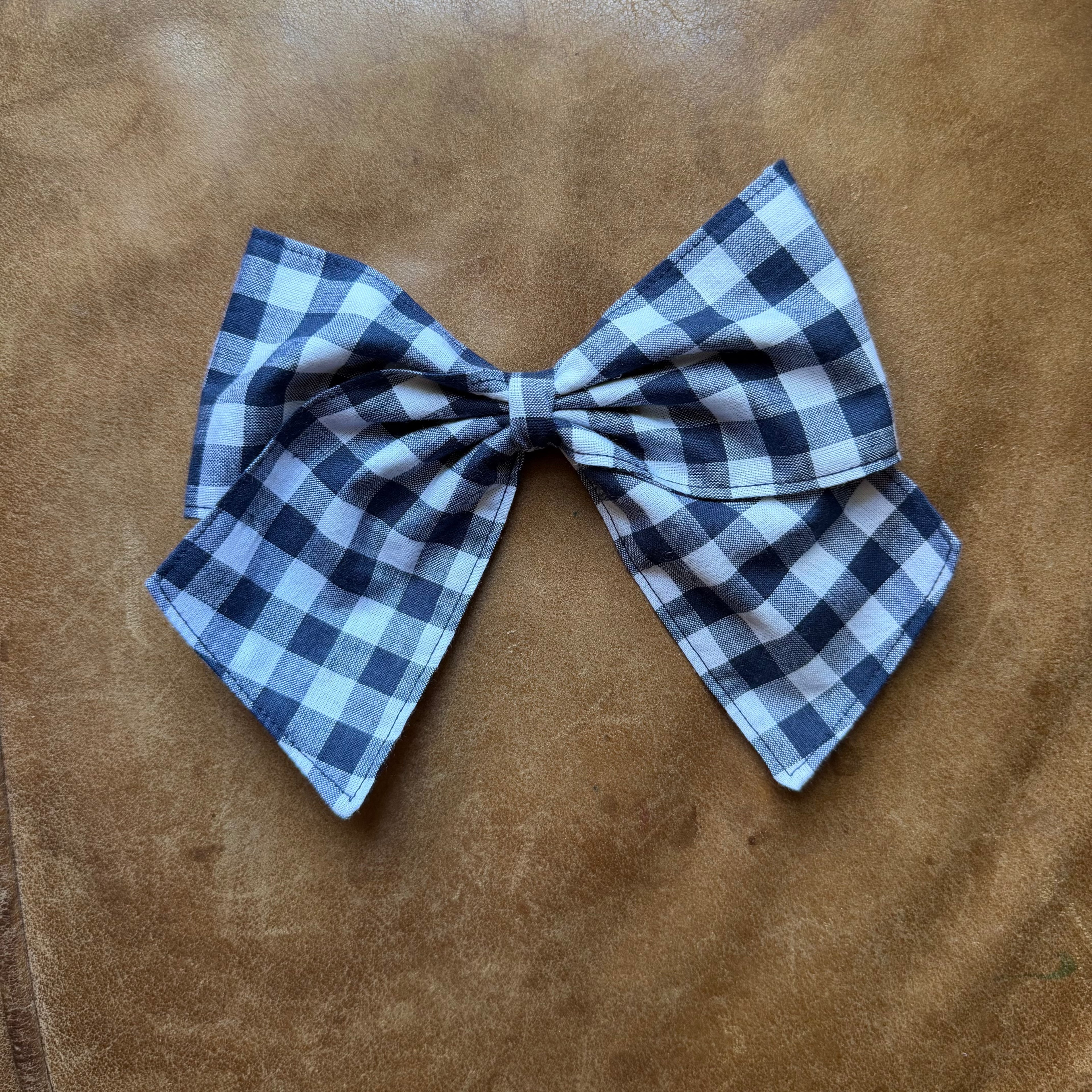 Navy gingham small bow