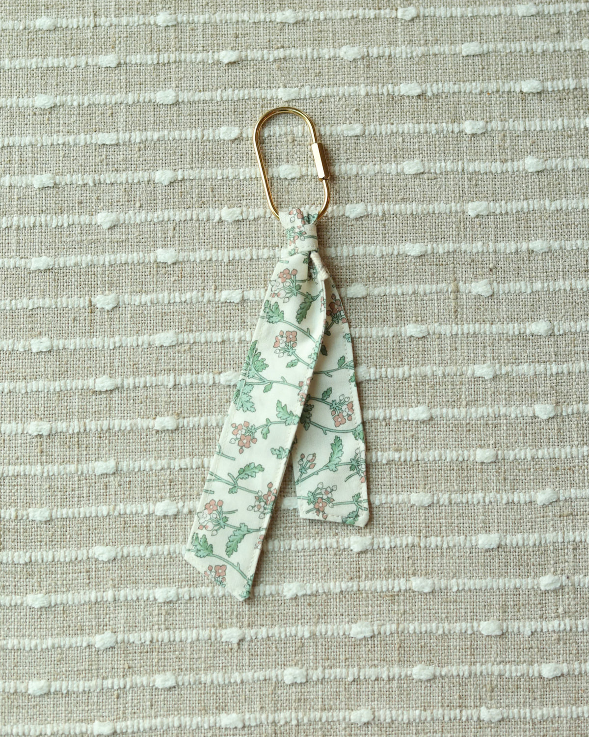 Primrose Filed Small Bag Clip