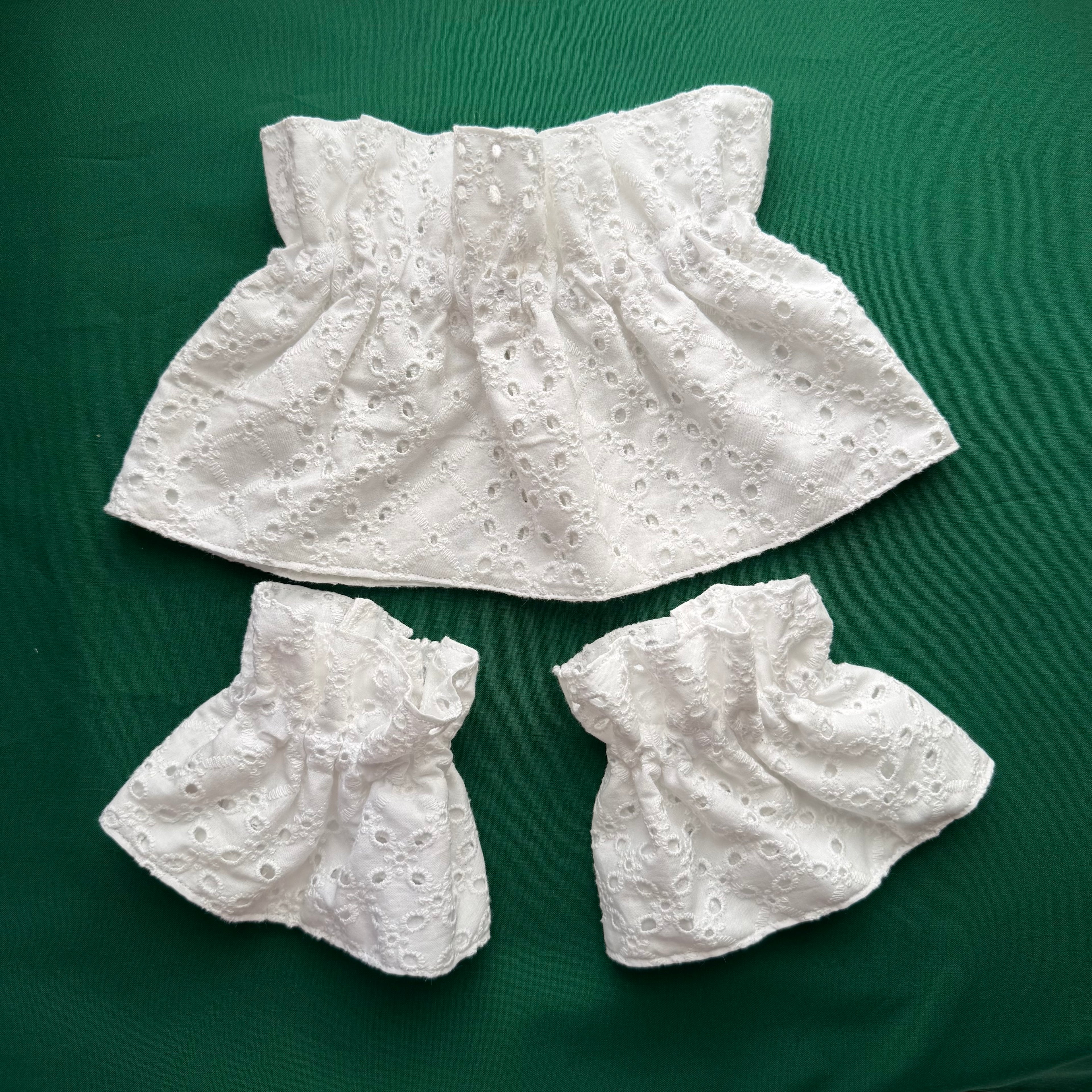 White Eyelet Collar