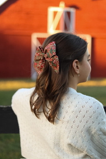 Limited Edition Mistletoe Meadow Collar