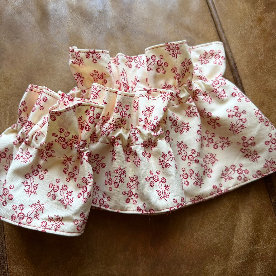 Limited Edition Holly Berry Collar
