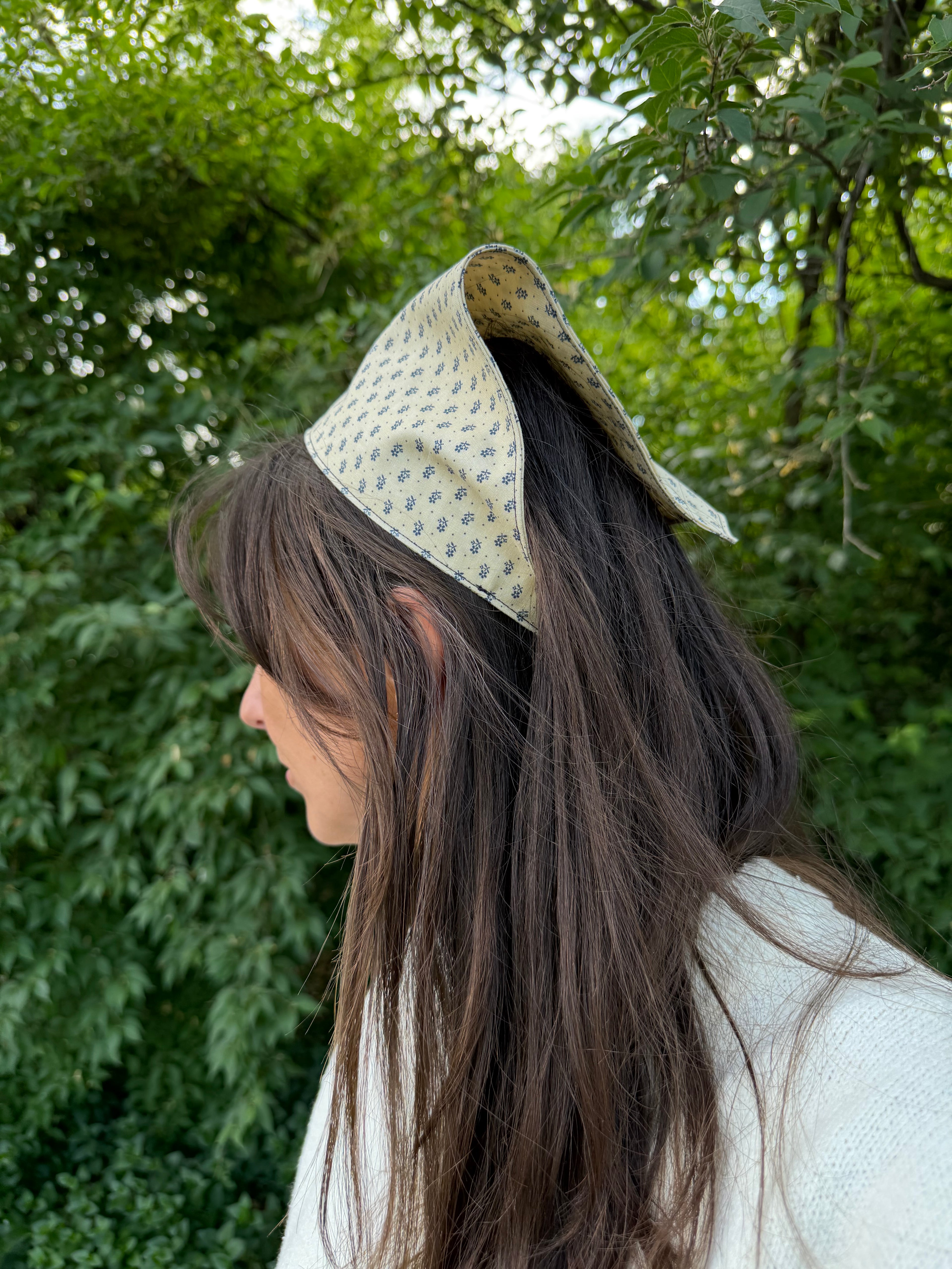 Buttercream Sprig Bandana