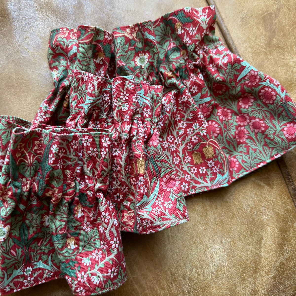 Limited Edition Mistletoe Meadow Collar