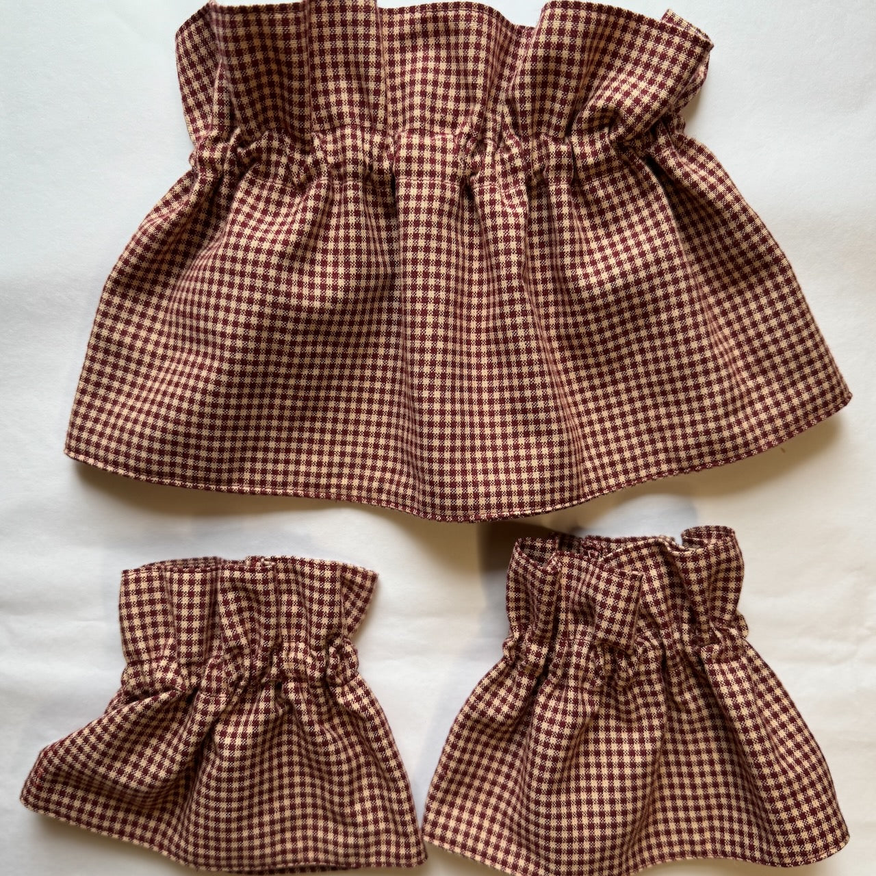 Wine & Tan Ruffle Cuff & Collar Set (Mini)