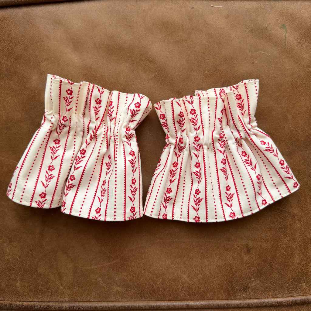 Heirloom Redwork Ruffle Cuff & Collar Set