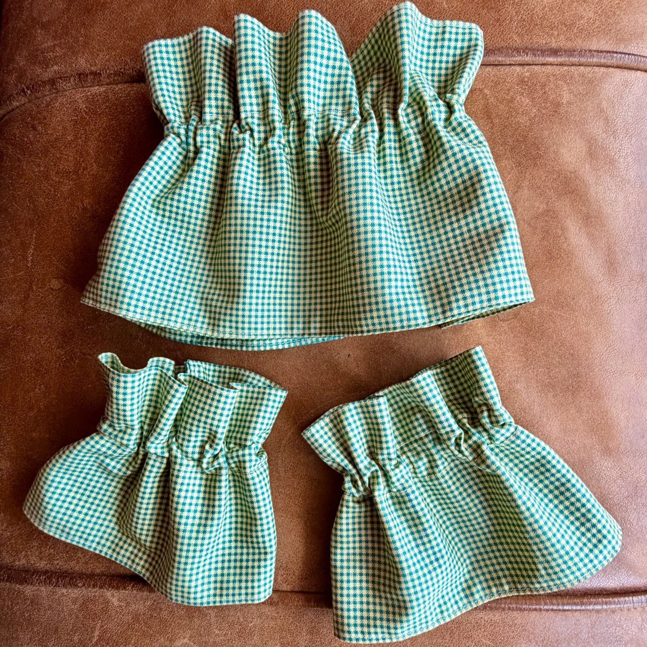Gingham Field – Ruffle Cuff & Collar Set