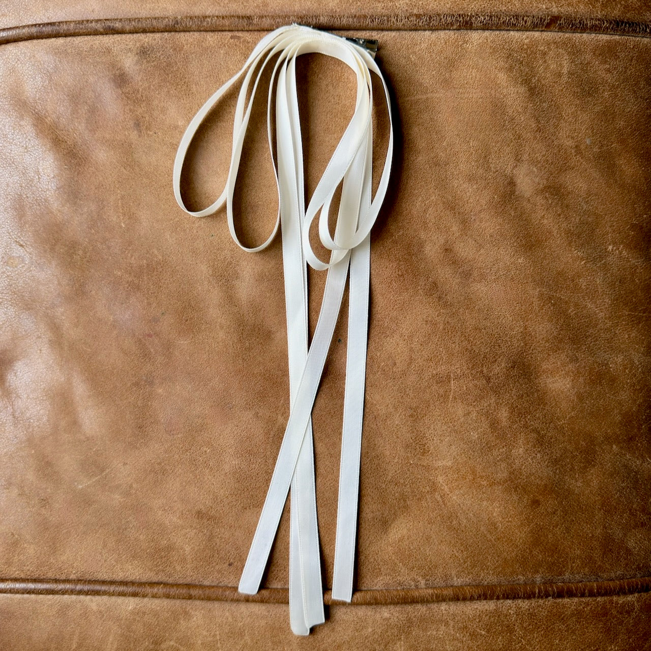 Emily Bow, 1/4 inch ivory